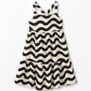 Hanna Andersson muslin twirl dress black white squiggles on ecru girls 4 5